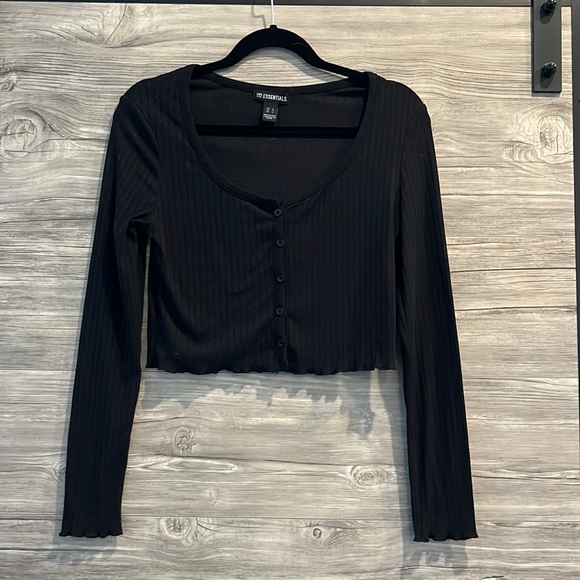 3 for $25💚 long sleeve crop top - Picture 1 of 2